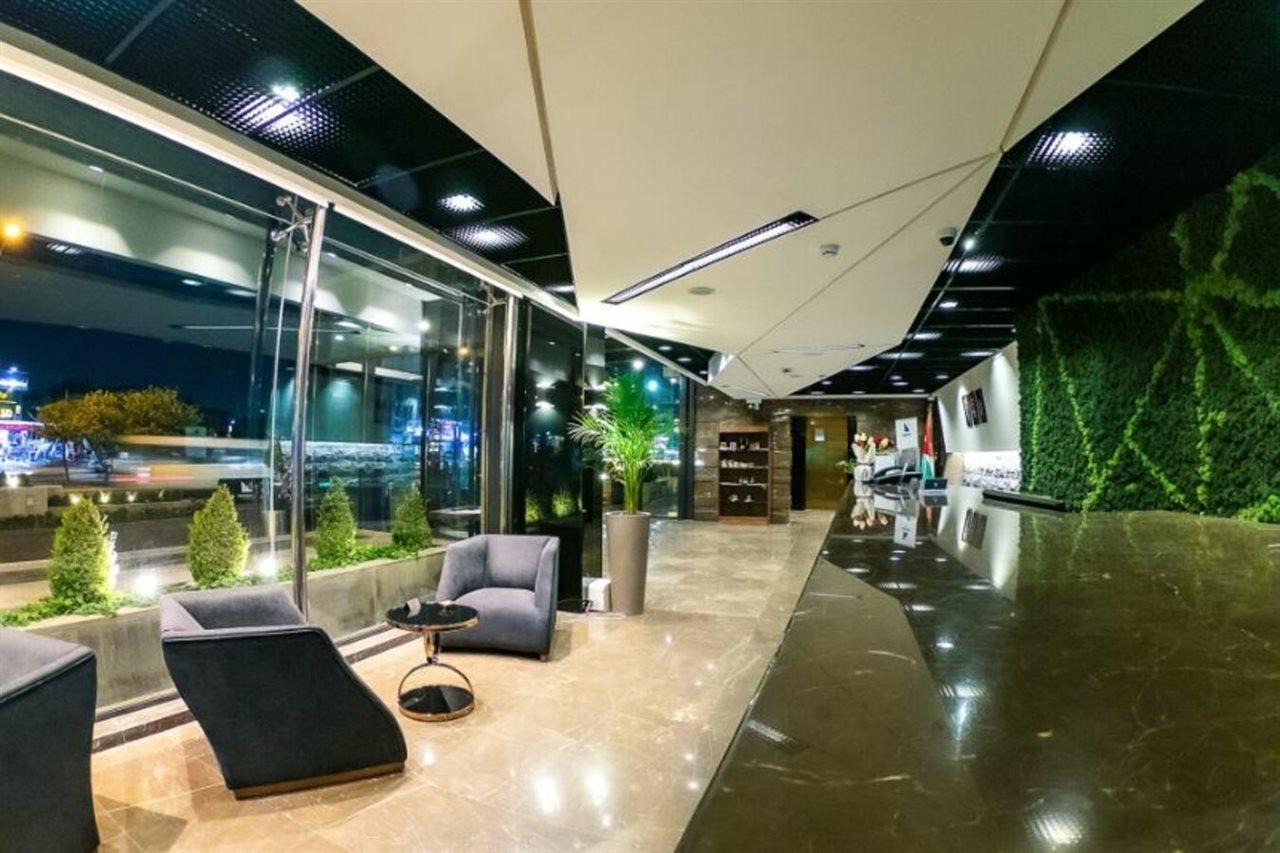 hotel monarch amman